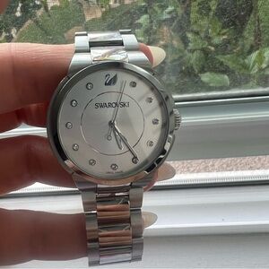 Swarovski Silver Watch
Verry good condition